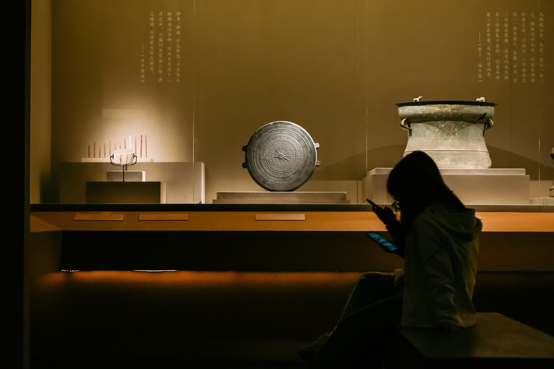 Photo digital archaeology