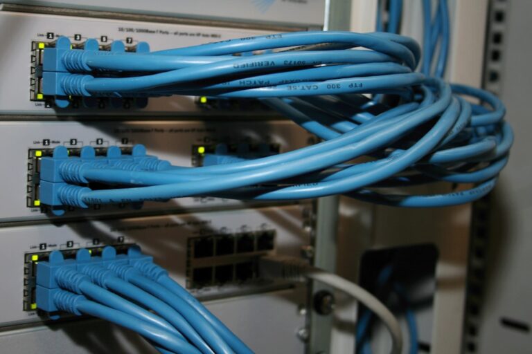 Zapora nowej generacji: nowoczesne rozwiązania cybersecurity 1 Photo generation firewall